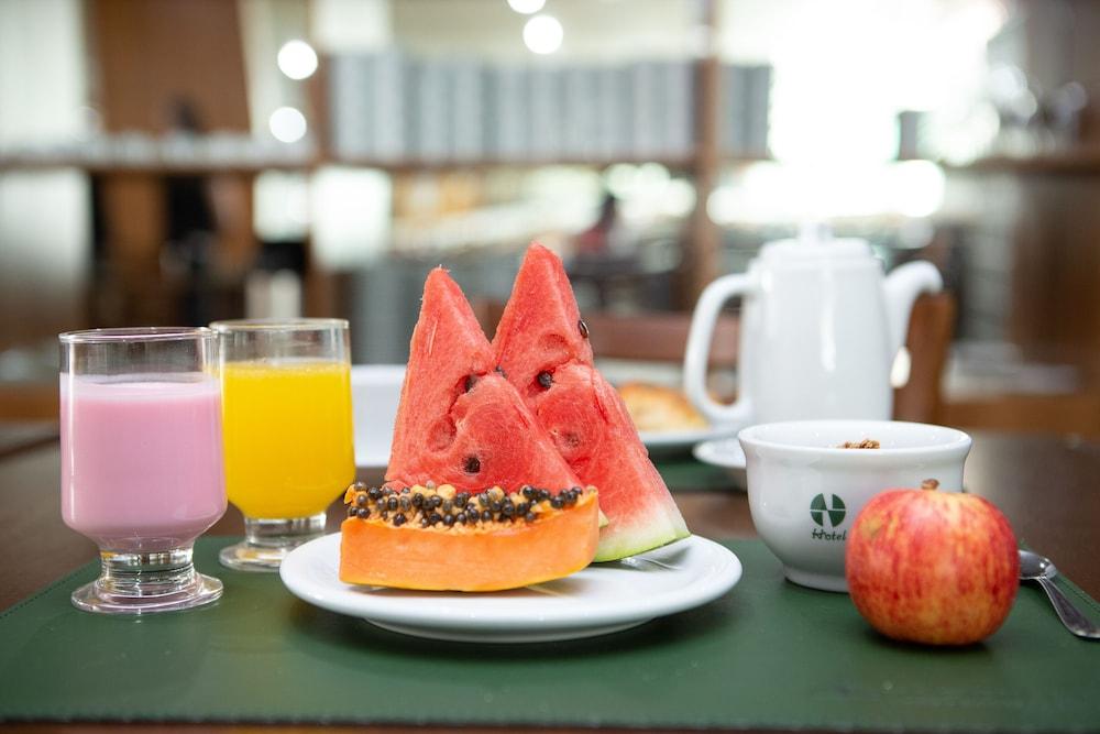 Hotel Nacional Inn Pocos De Caldas - Lazer Completo E Gastronomia No Centro エクステリア 写真